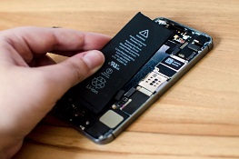  iPHONE BATTERY REPLACEMENT